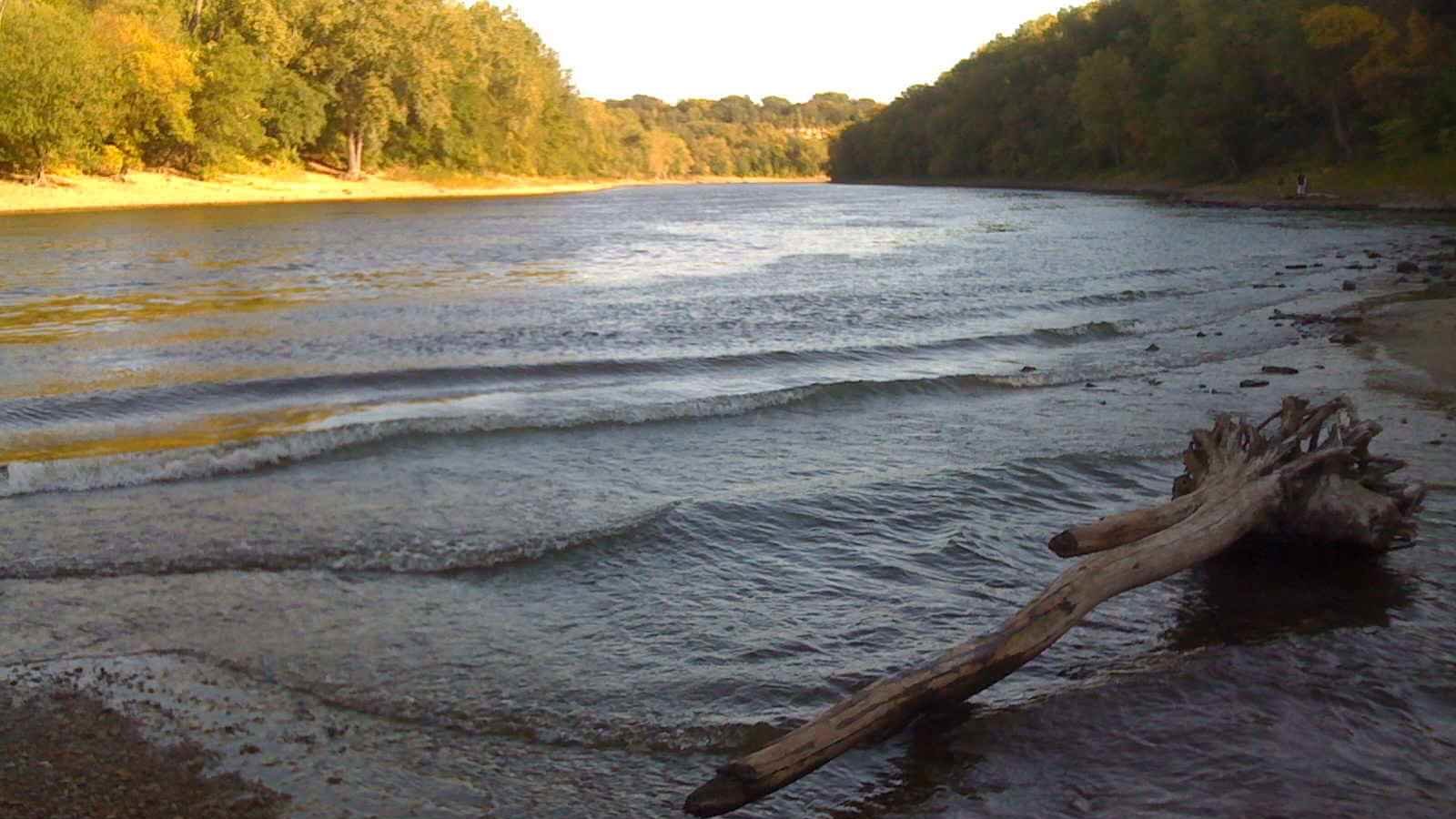 Minnehaha creak at the junction with the Mississippi River